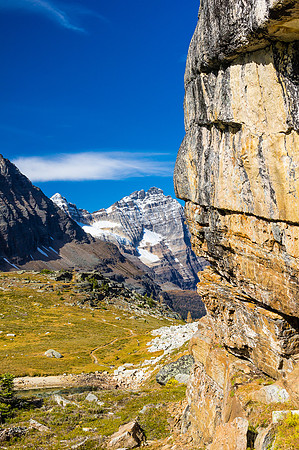 Looking down at the plateau from just past Opabin Lake on my way to find the Yukness Ledge route above Hungabee Lake.