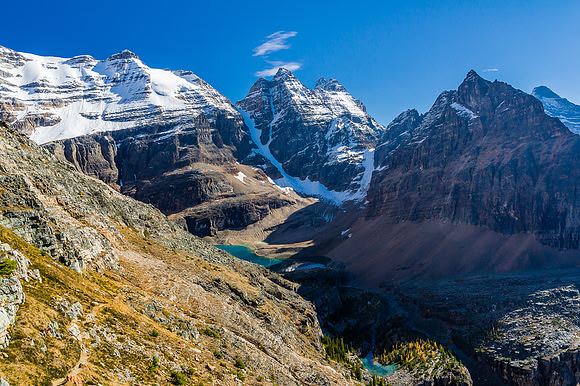 Looking back down at Yukness, Lefroy Lakes and Lake Oesa with Glacier, Ringrose, Hungabee, Yukness and Biddle