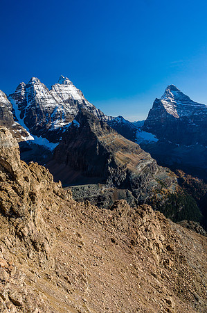 Steep and loose terrain down from the East summit of Wiwaxy.