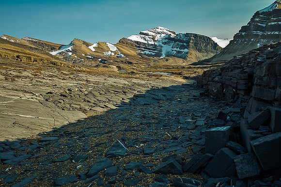 Very interesting Karst pavement near Caldron Lake. This would make an excellent bivy / hiking destination.