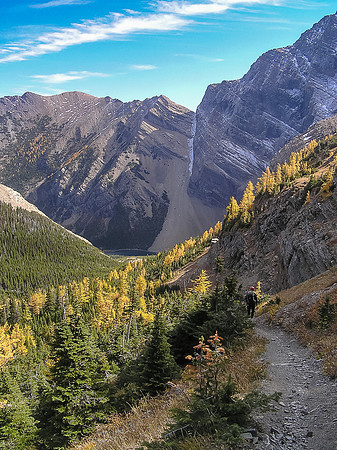 The group makes its way through the colorful fall colors along the Alderson trail.