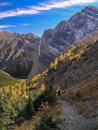 The group makes its way through the colorful fall colors along the Alderson trail.