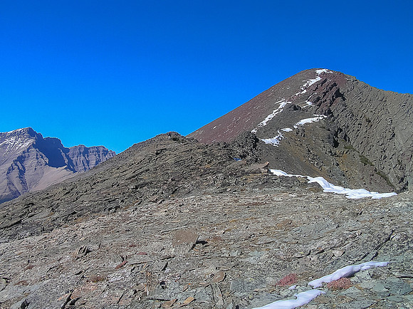 The descent route off Buchanan Ridge from the Buchanan Ridge / Carthew col.