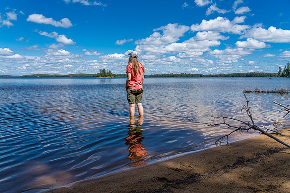 The beach at the start of the 975m portage towards North Prairie Lake.