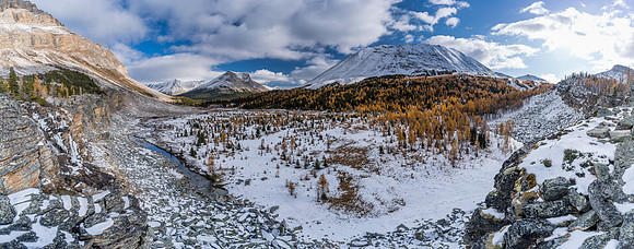 Views down Skoki Creek towards Cyclone, Skoki, Fossil and Deception Pass (R).