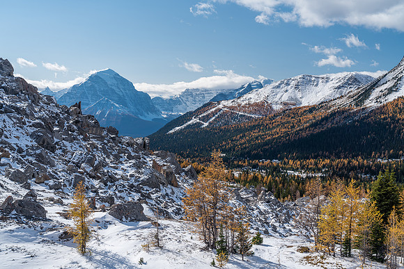 Descending back down Boulder Pass.
