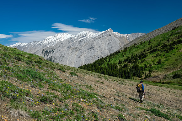 Descending to the col.