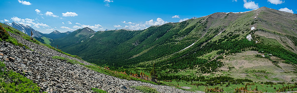 Looking back up the east face of Mist Ridge (R) and along the ridge (L).