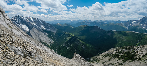 Descending the south gully to Cliff Creek.