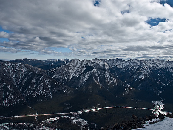 Looking to Midnight, Midday and the Porcupine Loop.