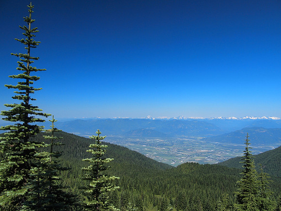 Finally we get some views to the north.