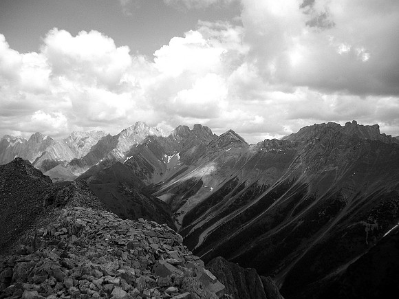 Views north to Elpoca (R) and Schlee (C).