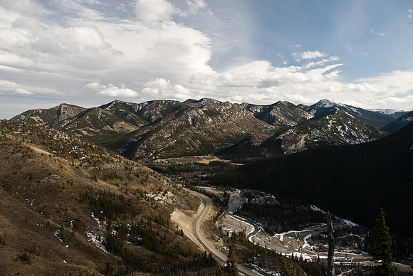 Views east to Zephyr Ridge.
