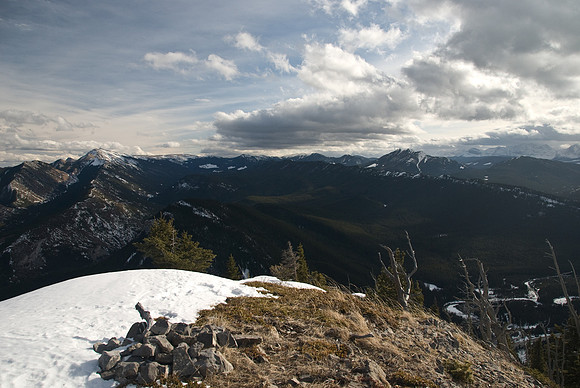 Burke at left, Hell's and Raspberry Ridge at right.