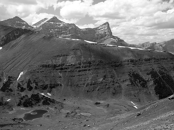 Descending into the lovely valley between Centennial Ridge and Collembola.