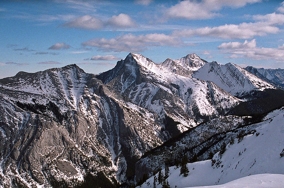 Looking past McGillivray on the left towards Skogan Peak.