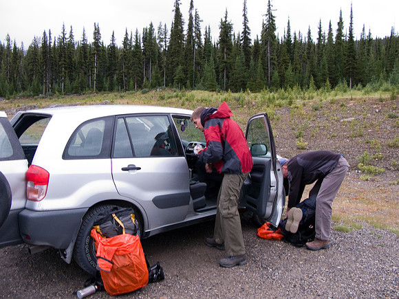 Getting ready for the 27km hike.