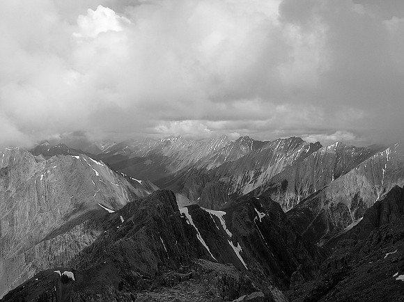 Looking along the 40 Mile Creek Valley.