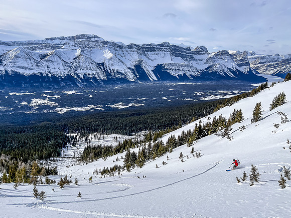 Skiing the southernmost gully off the ridge.