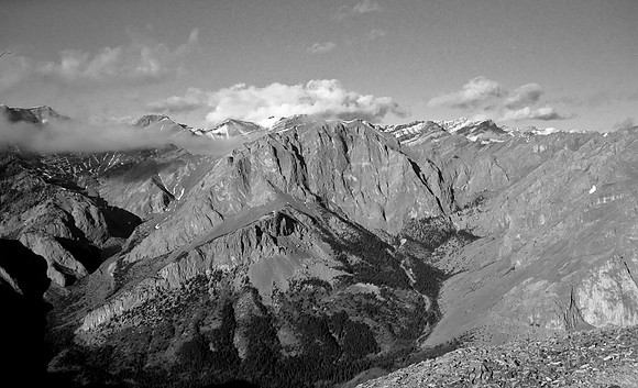 Views into the CMC valley to Wendell.